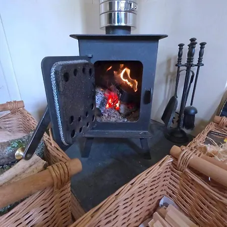 Casa de Férias Haslemere - - Sleeps 2 - Parking - Garden Bristol