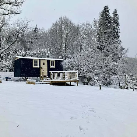 Haslemere - - Sleeps 2 - Parking - Garden * בריסטול